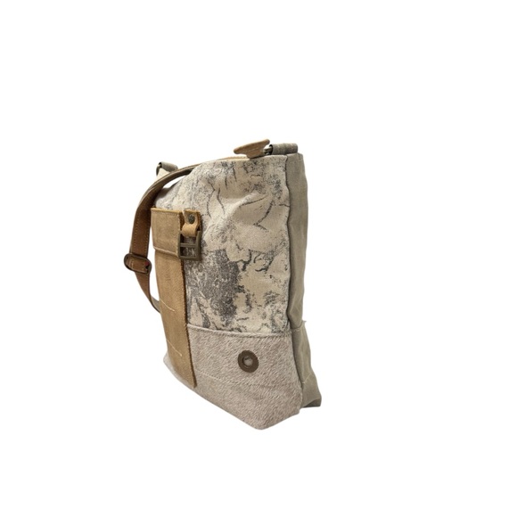 Myra Crossbody Babble‎ crossbody purse leather fur bag - Picture 4 of 14